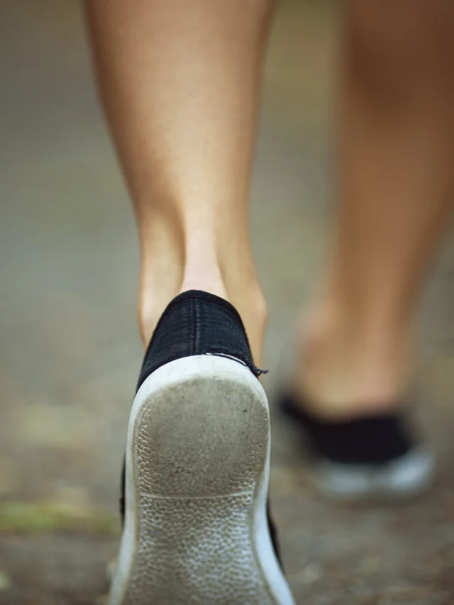 Does Walking After Meals Reduce Belly Fat? Science Explained